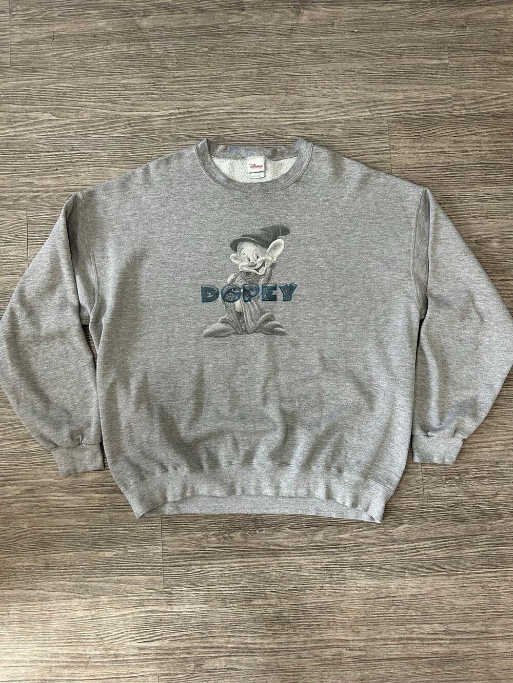 Vintage Disney Store Dopey Snow White Sweatshirt XXL Gray Embroidered Crewneck